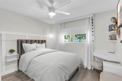 Villa ou maison à vendre à Miramar, Floride: 5 chambres, 156.45 m2 № 1954334 - photo 18