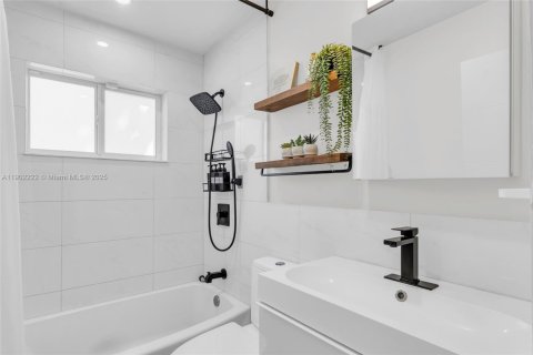 Villa ou maison à vendre à Miramar, Floride: 5 chambres, 156.45 m2 № 1954334 - photo 20