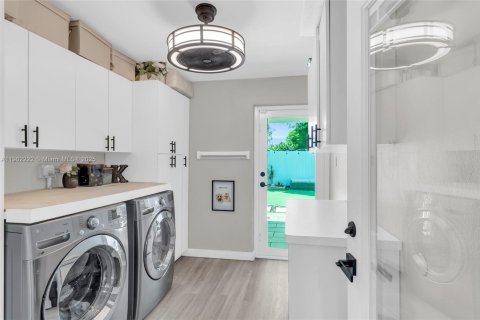 Villa ou maison à vendre à Miramar, Floride: 5 chambres, 156.45 m2 № 1954334 - photo 16