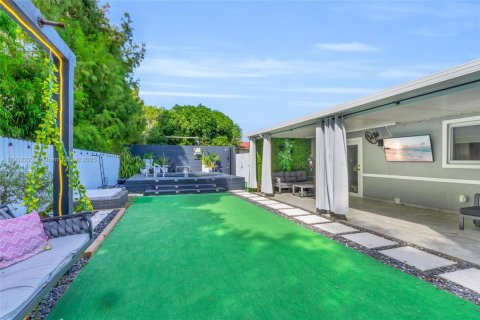 Villa ou maison à vendre à Miramar, Floride: 5 chambres, 156.45 m2 № 1954334 - photo 26