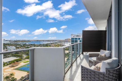 Condominio en venta en Riviera Beach, Florida, 3 dormitorios, 314.94 m2 № 2147161 - foto 30