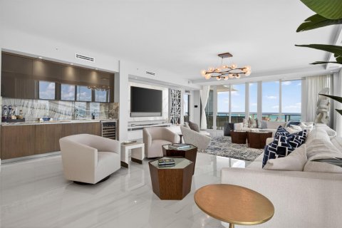 Condominio en venta en Riviera Beach, Florida, 3 dormitorios, 314.94 m2 № 2147161 - foto 5