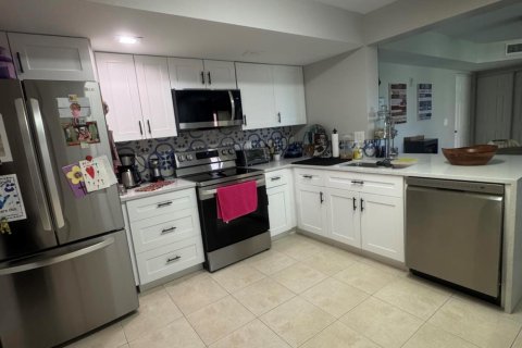 Condo in Coral Springs, Florida, 2 bedrooms  № 2370125
