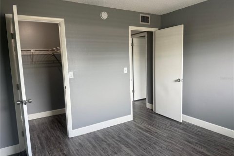 Appartement à louer à Saint Petersburg, Floride: 2 chambres, 69.68 m2 № 2285572 - photo 10