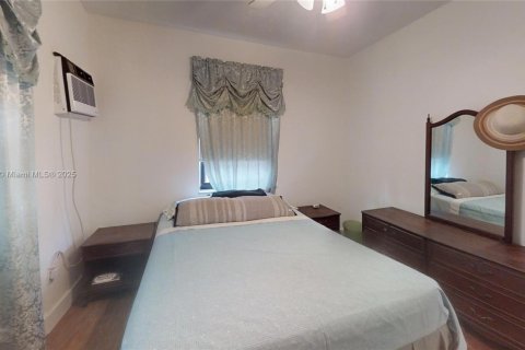 Casa en venta en North Miami, Florida, 3 dormitorios, 126.25 m2 № 1975956 - foto 29