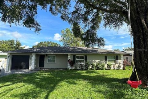 Apartamento en alquiler en Lakeland, Florida, 3 dormitorios, 153.47 m2 № 1903254 - foto 1