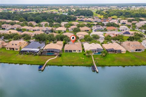 Villa ou maison à vendre à Kissimmee, Floride: 4 chambres, 253.07 m2 № 2280596 - photo 11