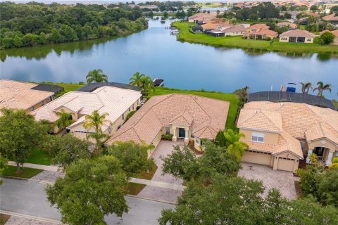 Villa ou maison à vendre à Kissimmee, Floride: 4 chambres, 253.07 m2 № 2280596 - photo 5