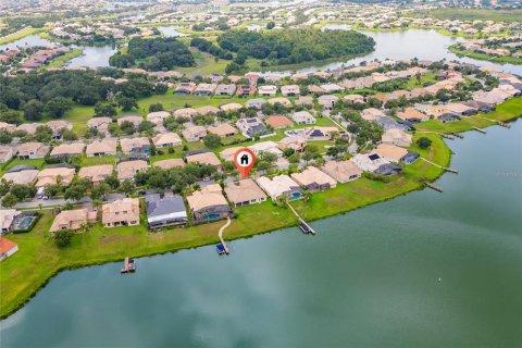 Villa ou maison à vendre à Kissimmee, Floride: 4 chambres, 253.07 m2 № 2280596 - photo 10
