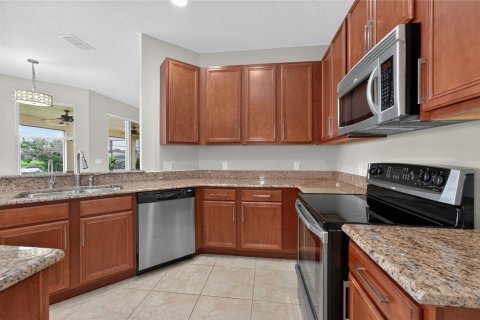 Villa ou maison à vendre à Kissimmee, Floride: 4 chambres, 253.07 m2 № 2280596 - photo 26
