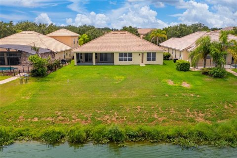 Villa ou maison à vendre à Kissimmee, Floride: 4 chambres, 253.07 m2 № 2280596 - photo 14