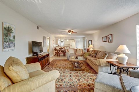 Condominio en venta en Bradenton, Florida, 2 dormitorios, 112.32 m2 № 2111292 - foto 6