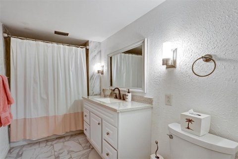 Condominio en venta en Bradenton, Florida, 2 dormitorios, 112.32 m2 № 2111292 - foto 16