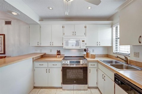 Condominio en venta en Bradenton, Florida, 2 dormitorios, 112.32 m2 № 2111292 - foto 11