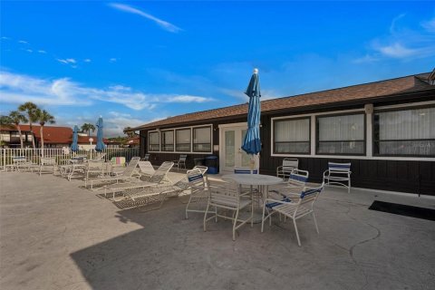 Condominio en venta en Bradenton, Florida, 2 dormitorios, 112.32 m2 № 2111292 - foto 28