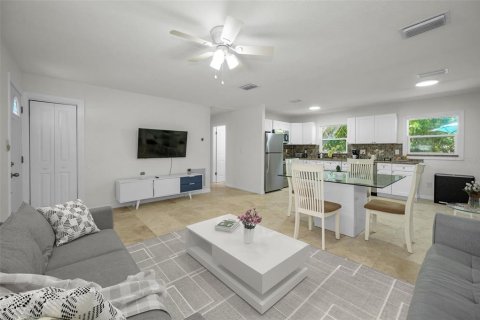 Villa ou maison à vendre à Clearwater, Floride: 3 chambres, 104.79 m2 № 1805400 - photo 8