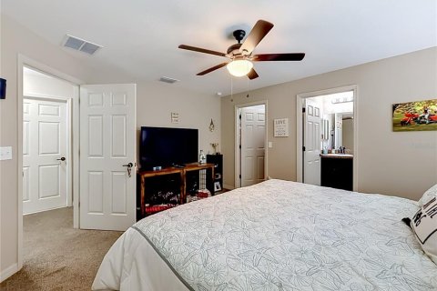 House in Ocala, Florida 3 bedrooms, 124.02 sq.m. № 2218536 - photo 9