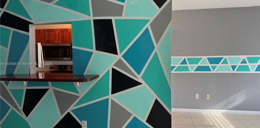 Apartment in Hollywood, Florida 1 bedroom, 78.97 sq.m. № 1825628