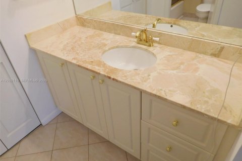 Copropriété à vendre à Hollywood, Floride: 3 chambres, 144.28 m2 № 2170305 - photo 13