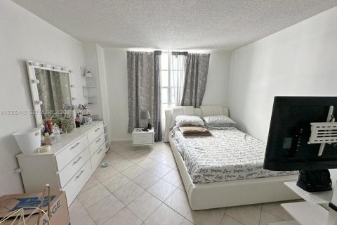 Copropriété à vendre à Hollywood, Floride: 3 chambres, 144.28 m2 № 2170305 - photo 9