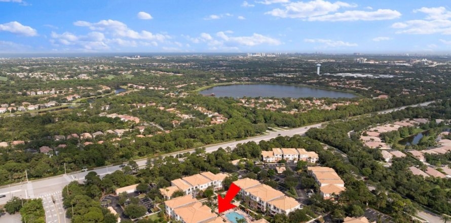 Condominio en Palm Beach Gardens, Florida, 2 dormitorios № 1208716