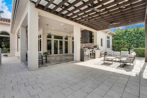House in Weston, Florida 5 bedrooms, 481.14 sq.m. № 1850487 - photo 29