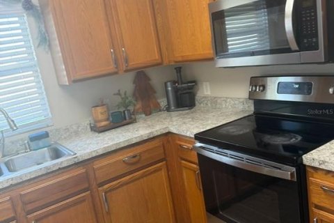 Casa en venta en Deltona, Florida, 3 dormitorios, 125.6 m2 № 2123762 - foto 11