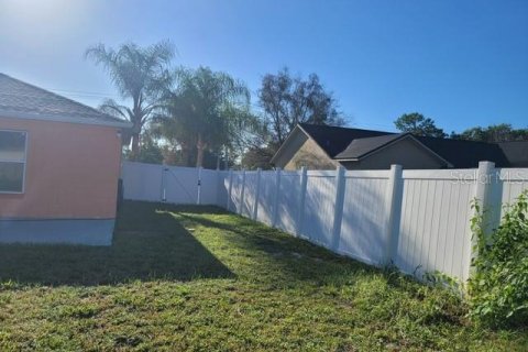 House in Deltona, Florida 3 bedrooms, 125.6 sq.m. № 2123762 - photo 7