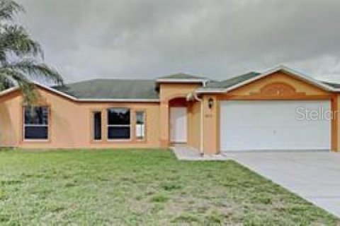 House in Deltona, Florida 3 bedrooms, 125.6 sq.m. № 2123762