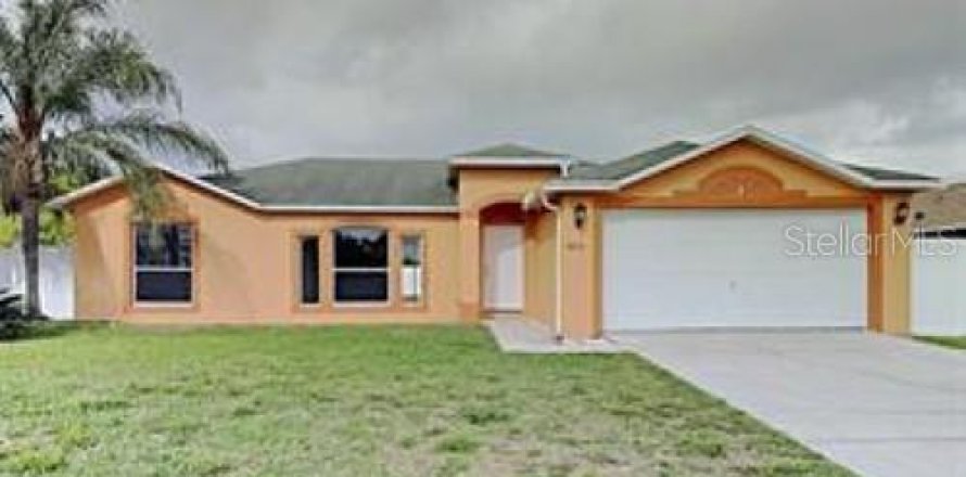 Casa en Deltona, Florida 3 dormitorios, 125.6 m2 № 2123762