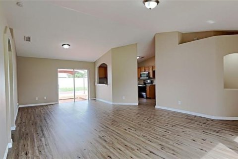 Casa en venta en Deltona, Florida, 3 dormitorios, 125.6 m2 № 2123762 - foto 23