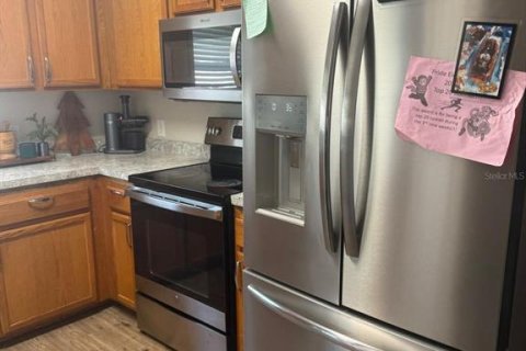 Casa en venta en Deltona, Florida, 3 dormitorios, 125.6 m2 № 2123762 - foto 12