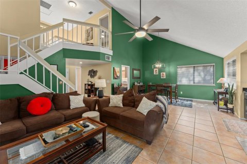 House in Longwood, Florida 3 bedrooms, 179.12 sq.m. № 2396391 - photo 19