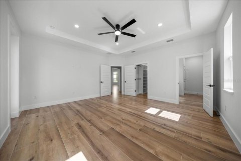 House in Ocala, Florida 4 bedrooms, 190.73 sq.m. № 2158055 - photo 16