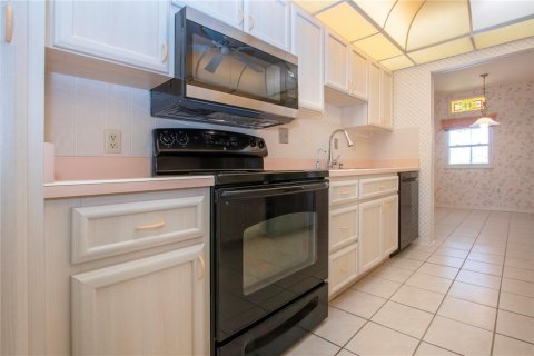 Casa en venta en Sun City Center, Florida, 2 dormitorios, 156.63 m2 № 1815300 - foto 17