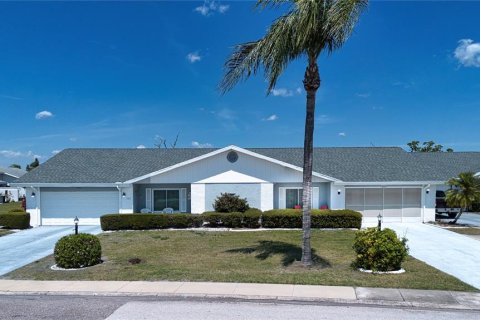 Casa en venta en Sun City Center, Florida, 2 dormitorios, 156.63 m2 № 1815300 - foto 1