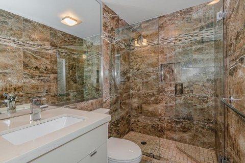 Condominio en venta en Miami Beach, Florida, 1 dormitorio, 83.61 m2 № 2012353 - foto 26