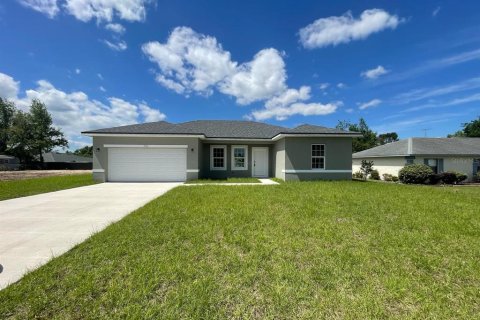 Villa ou maison à vendre à Citrus Springs, Floride: 4 chambres, 146.79 m2 № 1545307 - photo 1