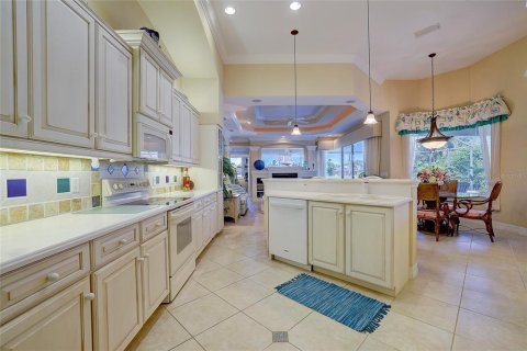 Villa ou maison à vendre à Lakewood Ranch, Floride: 3 chambres, 231.33 m2 № 2407138 - photo 12