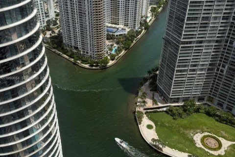 Condo à Miami, Floride, 2 chambres  № 2079677
