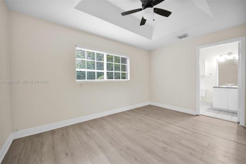 Townhouse in Coral Springs, Florida 3 bedrooms, 133.78 sq.m. № 2001705 - photo 14