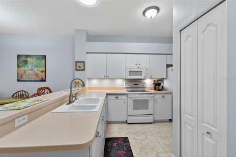 Condominio en venta en Sun City Center, Florida, 2 dormitorios, 90.49 m2 № 1884774 - foto 10