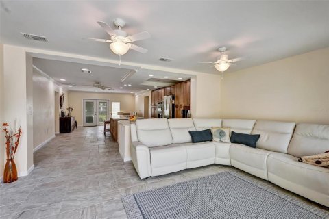 Casa en venta en Palmetto, Florida, 3 dormitorios, 181.53 m2 № 1870127 - foto 23