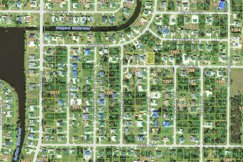 Land in Port Charlotte, Florida № 2228697