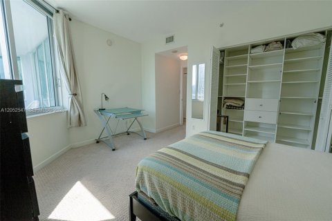 Снять в аренду кондоминиум в Майами, Флорида 2 спальни, 113.99м2, № 2150409 - фото 12