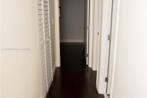 Adosado en venta en Pembroke Pines, Florida, 3 dormitorios, 147.53 m2 № 1809346 - foto 12
