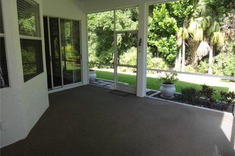 House in Sarasota, Florida 3 bedrooms, 181.16 sq.m. № 1675710 - photo 20