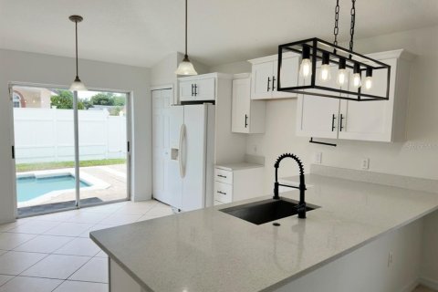 House in Kissimmee, Florida 4 bedrooms, 147.62 sq.m. № 1816562 - photo 3