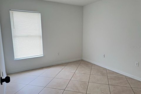 House in Kissimmee, Florida 4 bedrooms, 147.62 sq.m. № 1816562 - photo 8