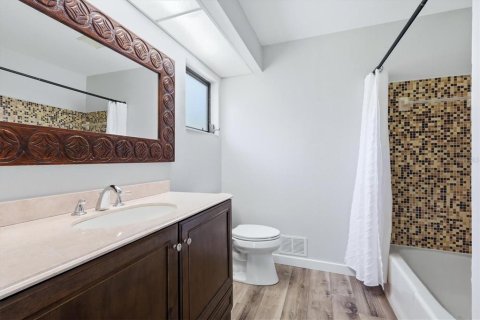 Villa ou maison à vendre à Englewood, Floride: 4 chambres, 185.25 m2 № 2424087 - photo 24